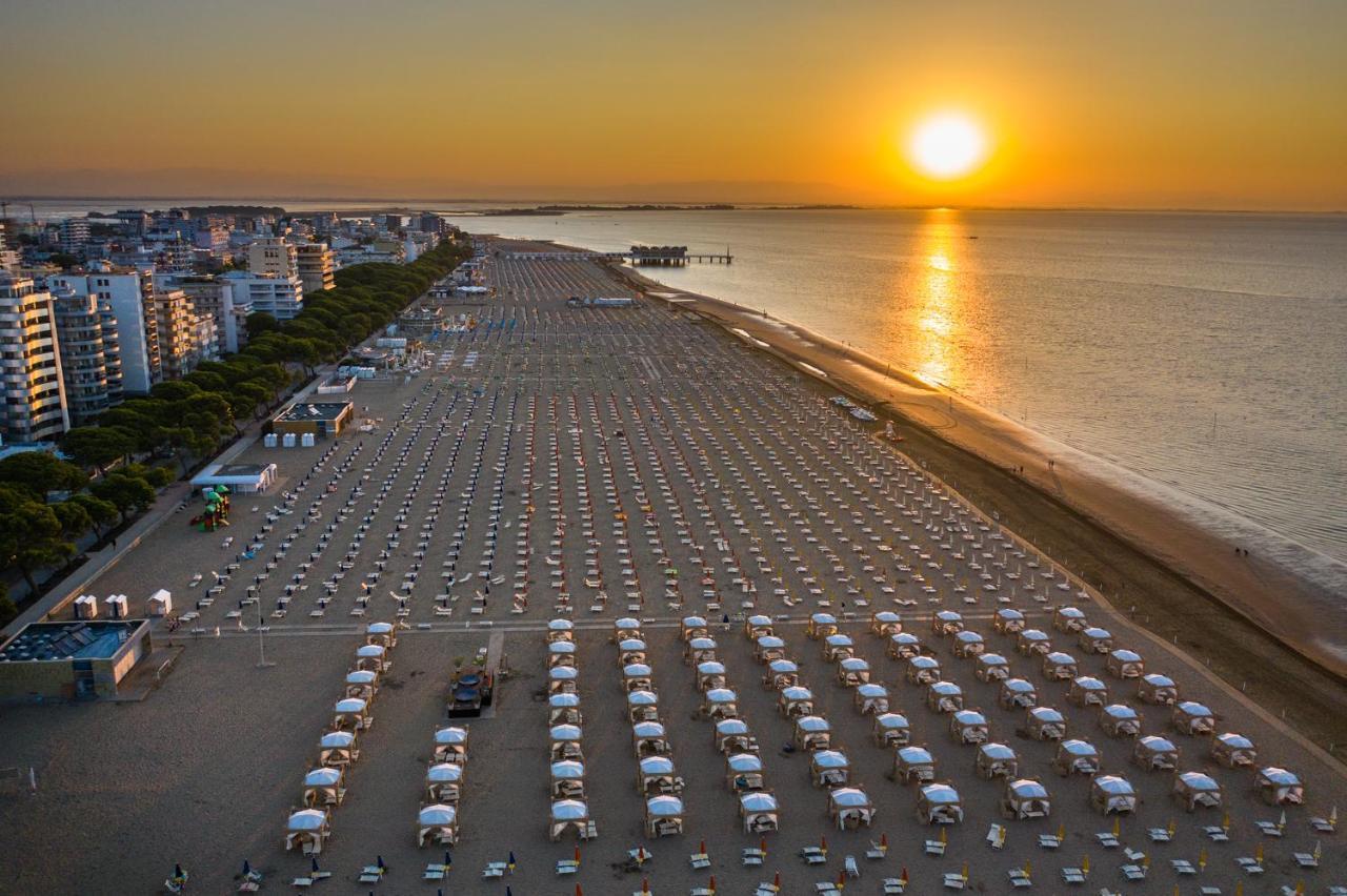 Summer Villas Lignano Sabbiadoro Eksteriør bilde